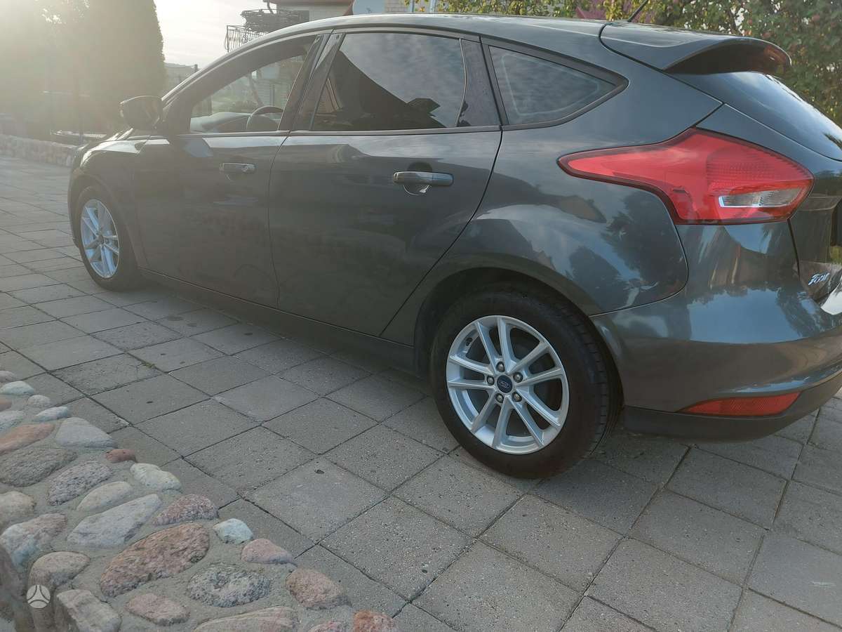 Ford Focus, 2.0 l., Хэтчбек