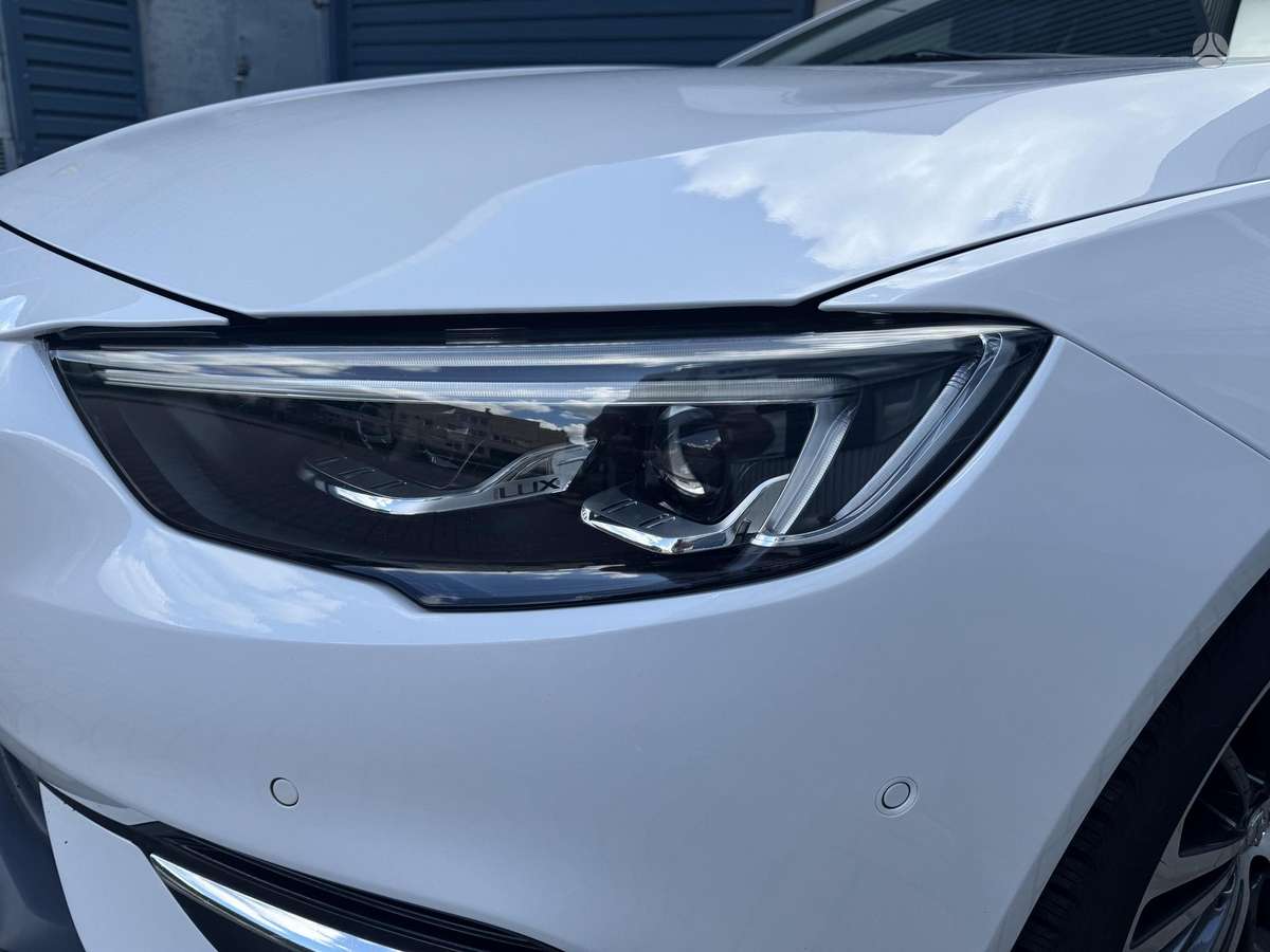 Opel Insignia, 1.5 l., Хэтчбек