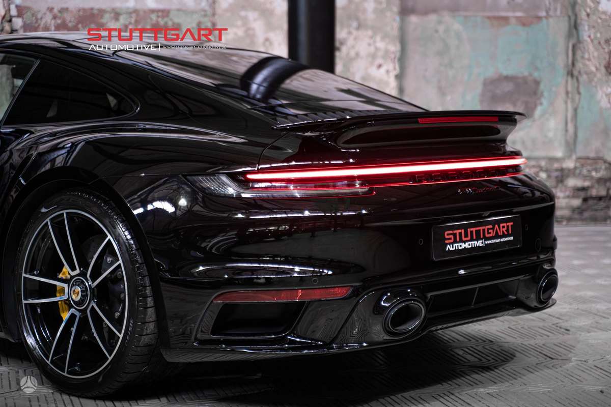 Porsche 911 - 8