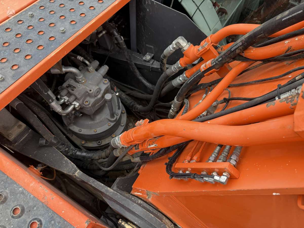 Hitachi ZX 290 LC-5B, excavator