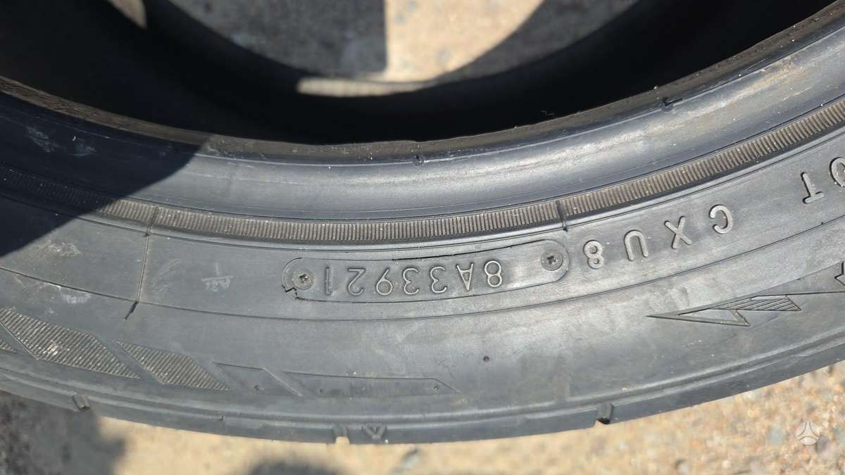 Nitto 555rII, summer 305/35 R19