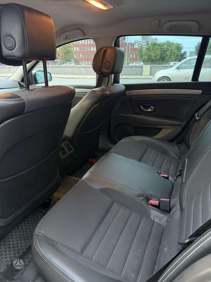 Renault Laguna, 2.0 l., universalas