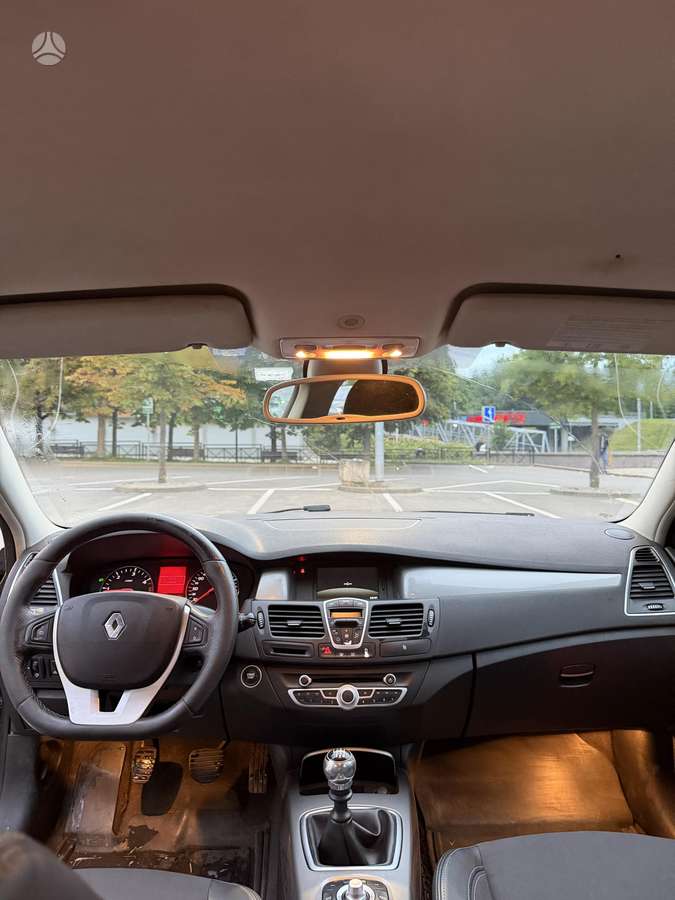Renault Laguna, 2.0 l., universalas