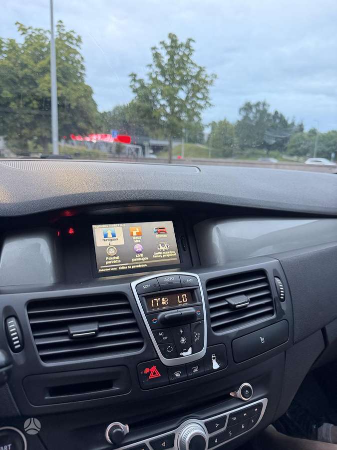 Renault Laguna, 2.0 l., universalas