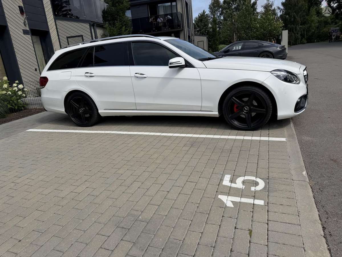 Mercedes-Benz E200, 2.1 l., Универсал