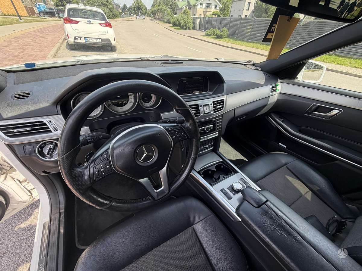 Mercedes-Benz E200, 2.1 l., Универсал