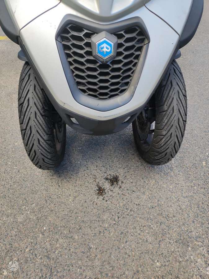 Piaggio MP3 400cc, triračiai