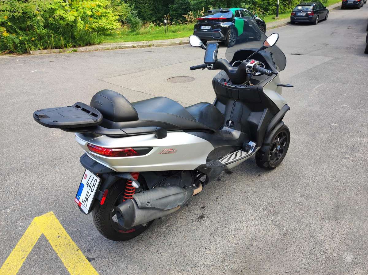 Piaggio MP3 400cc, triračiai