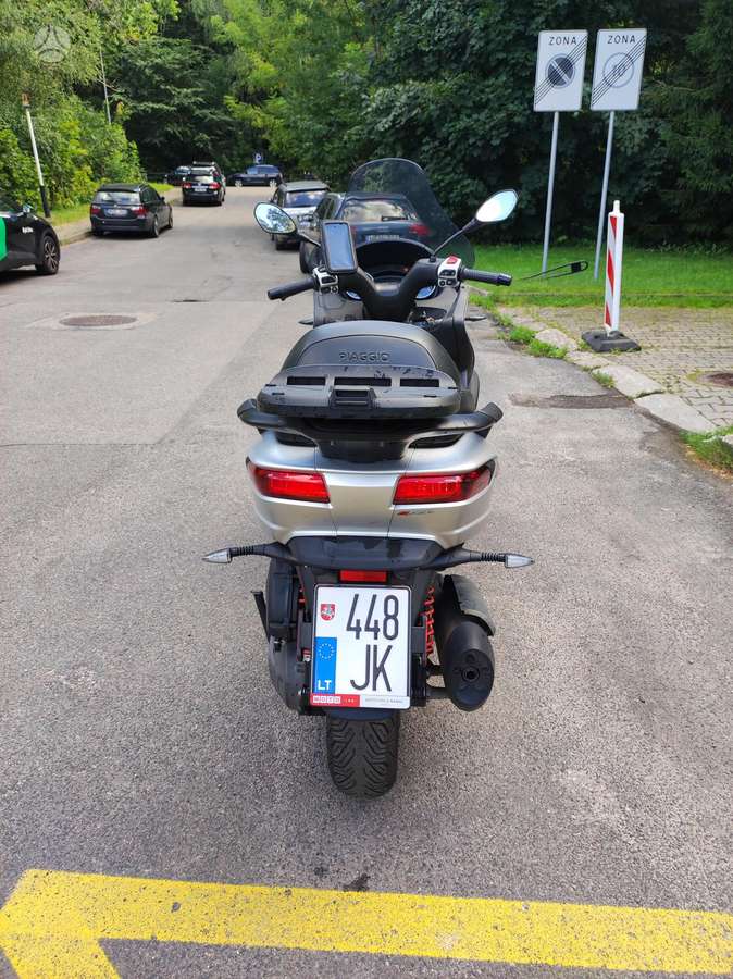 Piaggio MP3 400cc, triračiai
