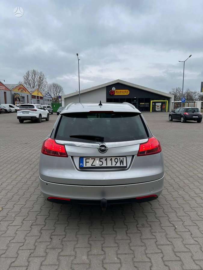 Opel Insignia, 2.0 l., Универсал