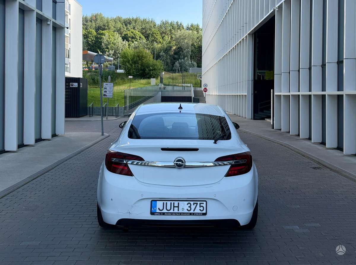 Opel Insignia, 2.0 l., Хэтчбек