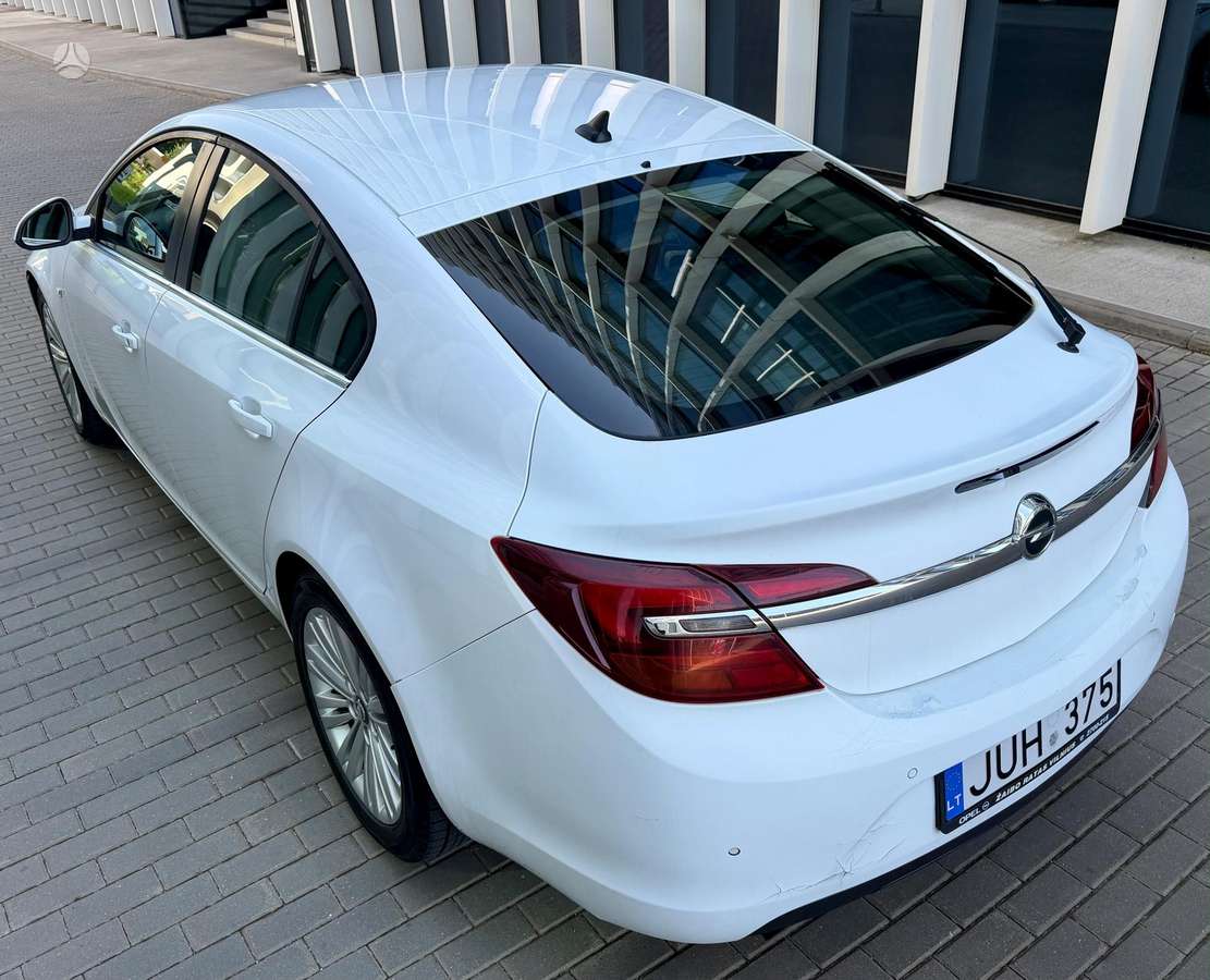 Opel Insignia, 2.0 l., Хэтчбек