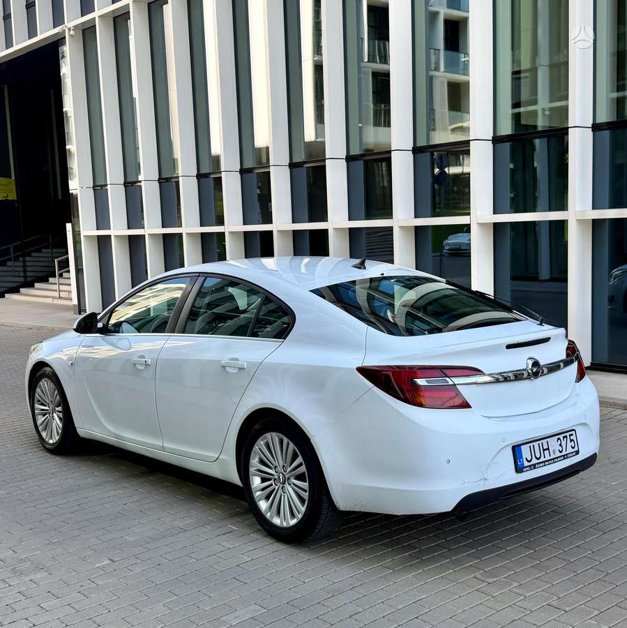 Opel Insignia, 2.0 l., Хэтчбек