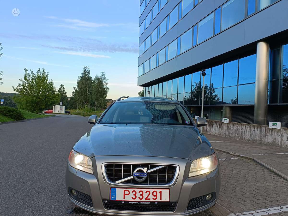 Volvo V70, 2.0 l., Универсал