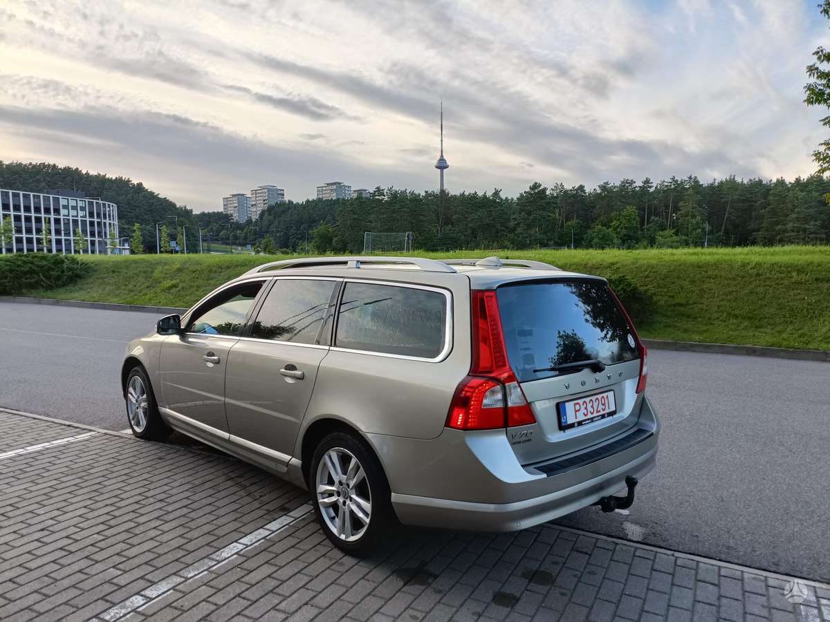 Volvo V70, 2.0 l., wagon