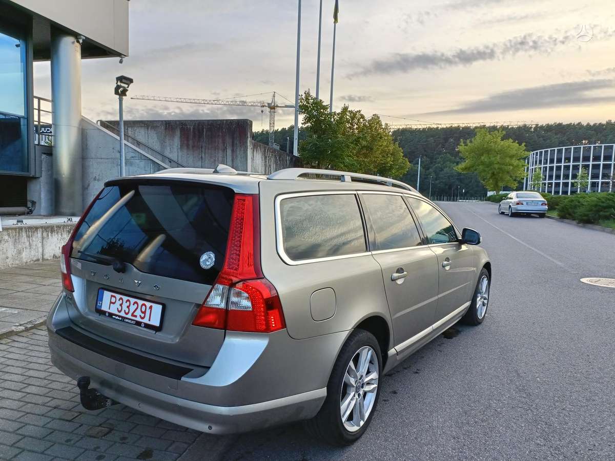 Volvo V70, 2.0 l., wagon