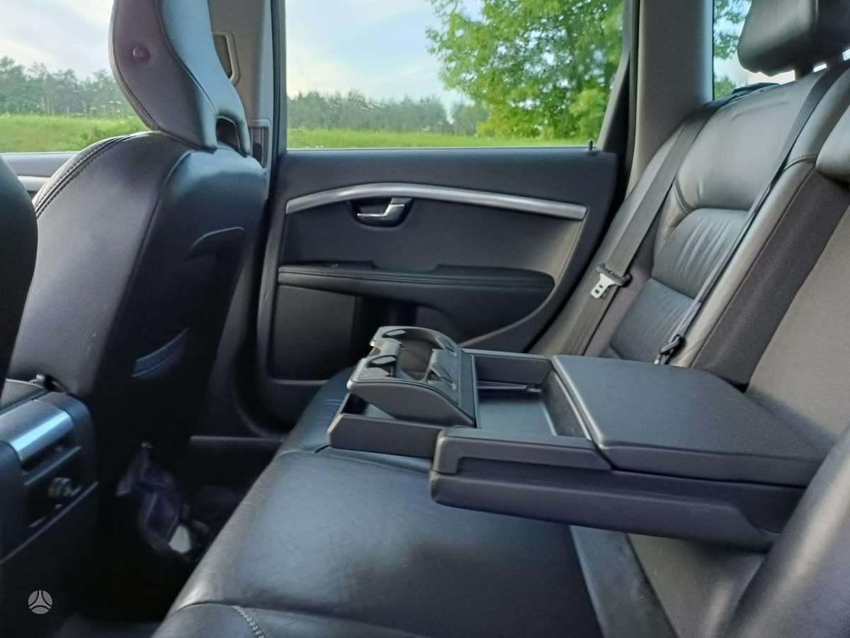 Volvo V70, 2.0 l., Универсал