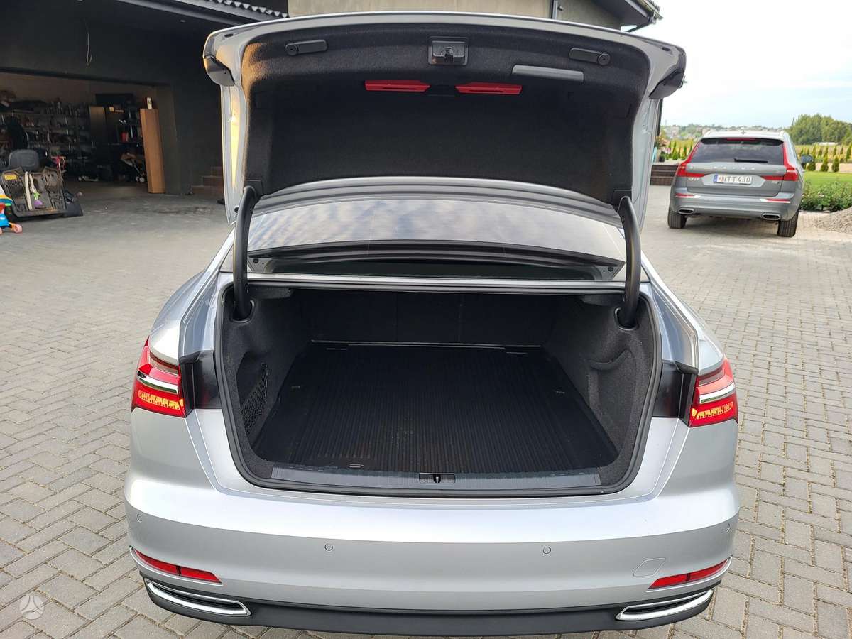 Audi A6, 3.0 l., Седан