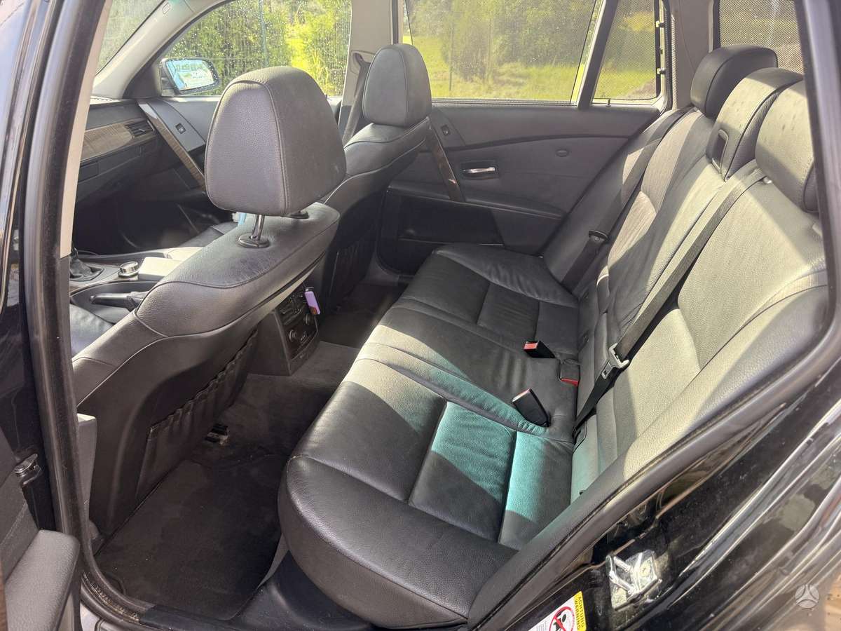 BMW 520, 2.0 l., wagon