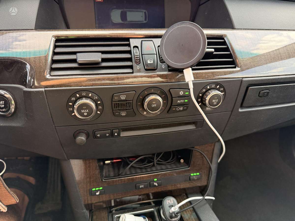BMW 520, 2.0 l., universalas
