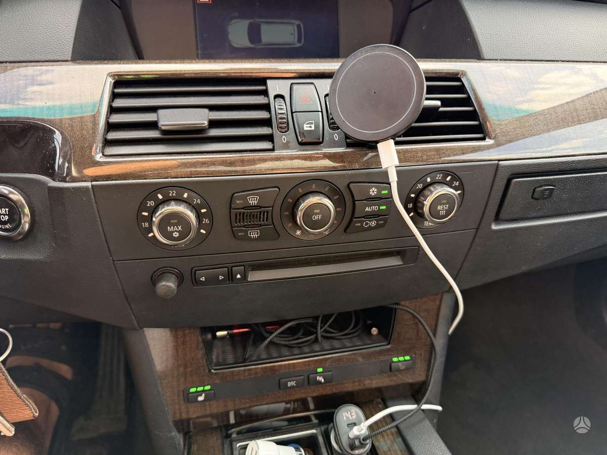 BMW 520, 2.0 l., wagon