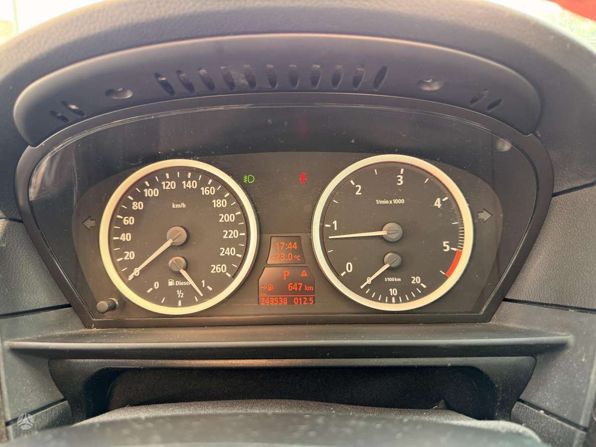 BMW 520, 2.0 l., universalas
