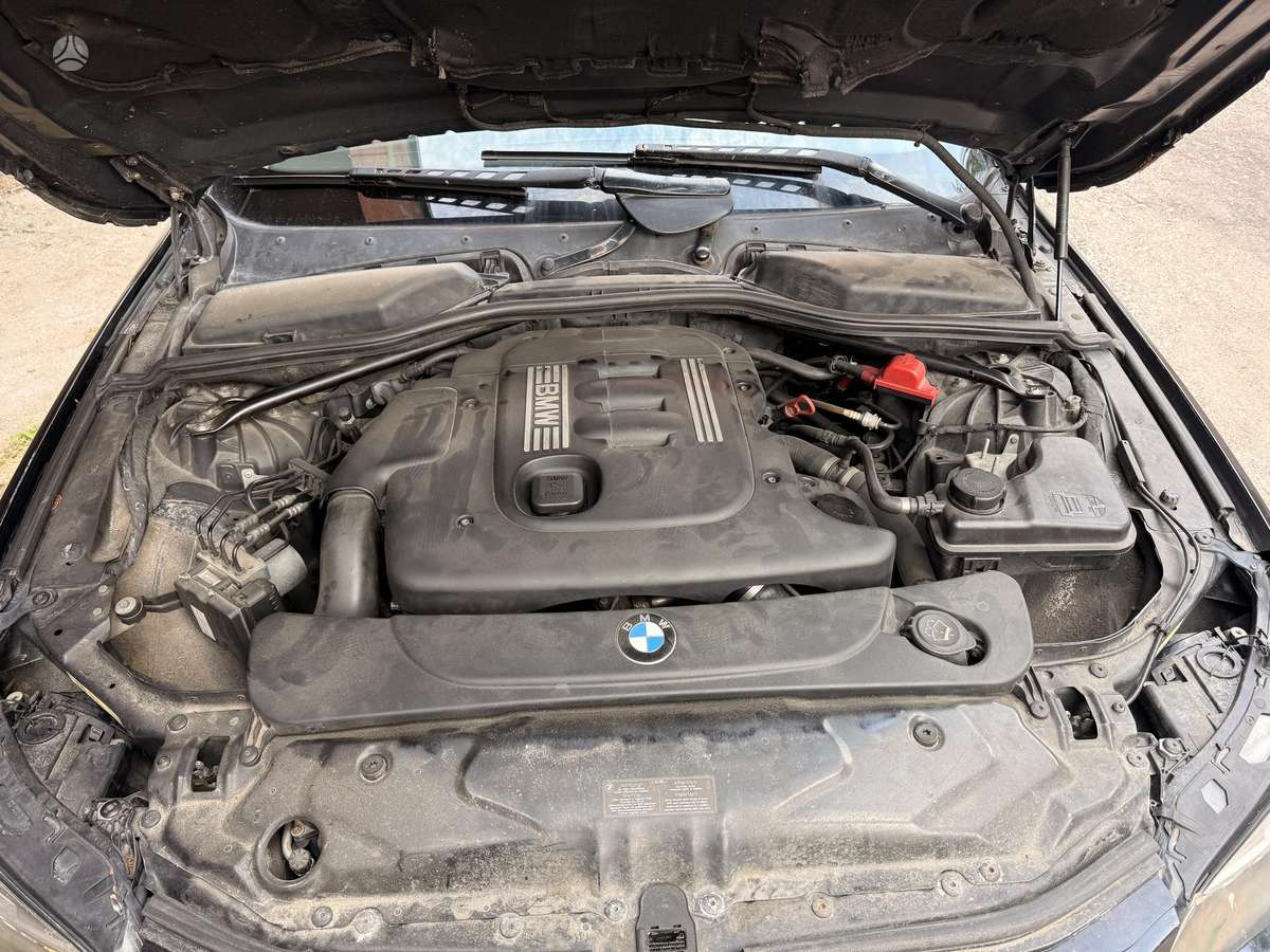 BMW 520, 2.0 l., universalas