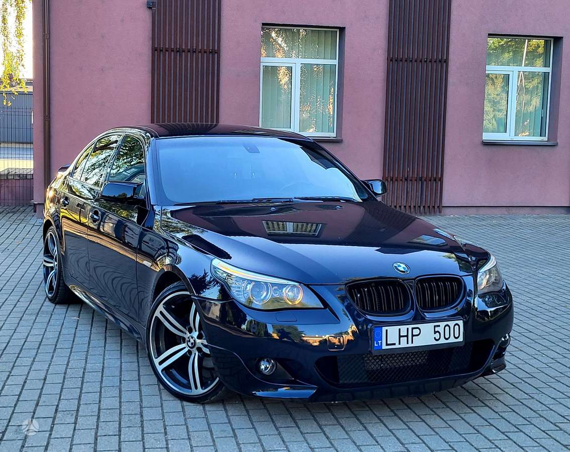 BMW 525, 2.5 l., Седан