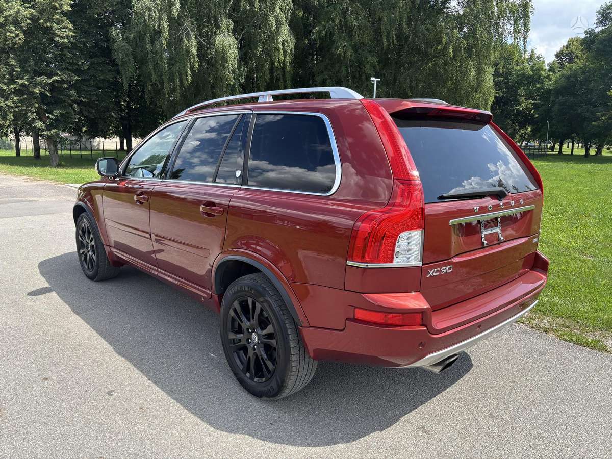 Volvo XC90 - 7