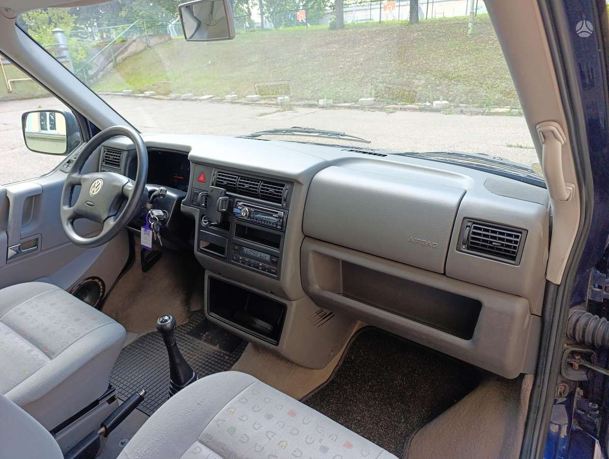 Volkswagen Multivan, 2.5 l., Минивэн
