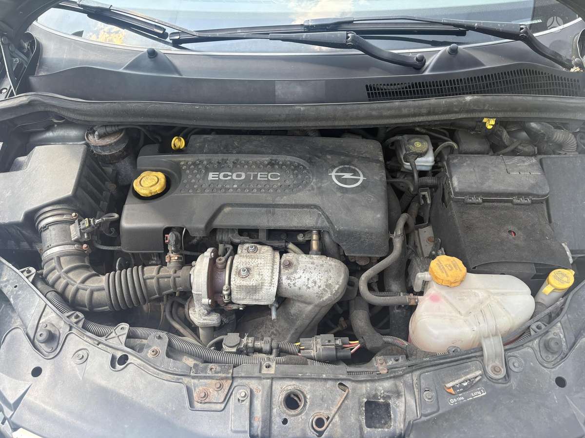 Opel Corsa, 1.3 l., Хэтчбек