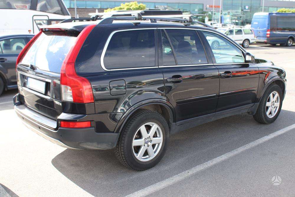 Volvo XC90, off-road / crossover