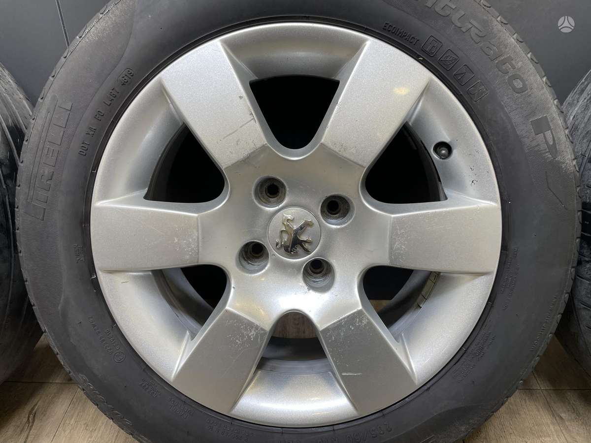Peugeot, lengvojo lydinio, R16