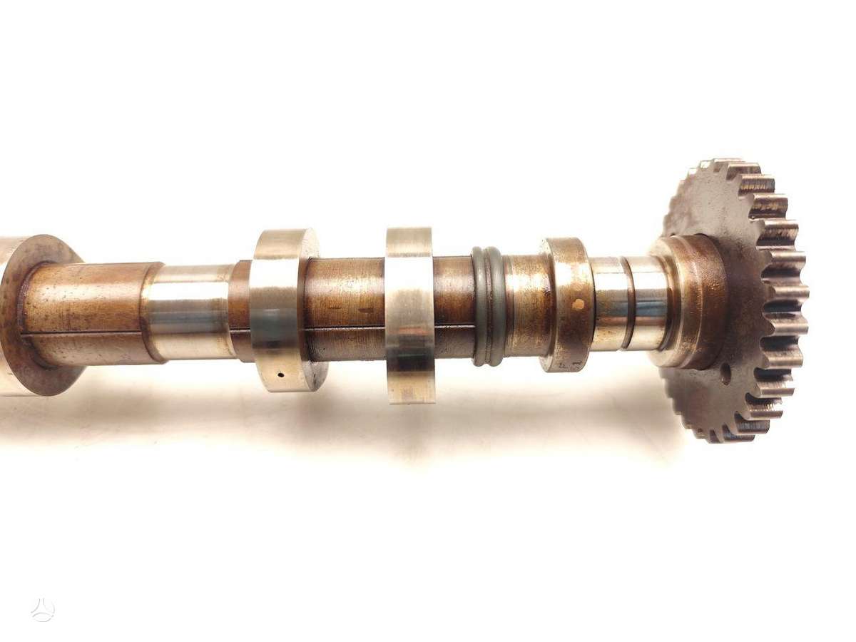 Jeep Grand Cherokee, Y01, cylinder head