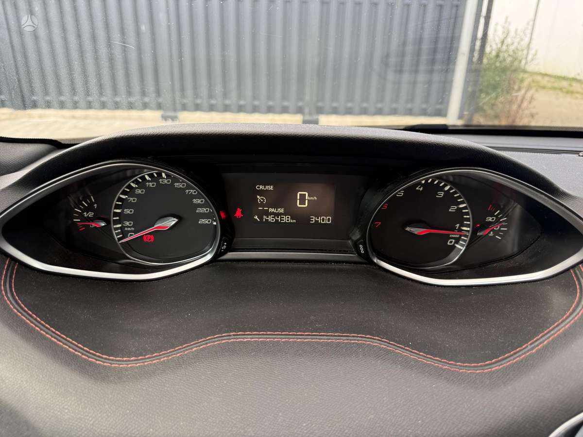 Peugeot 308, 1.2 l., Хэтчбек