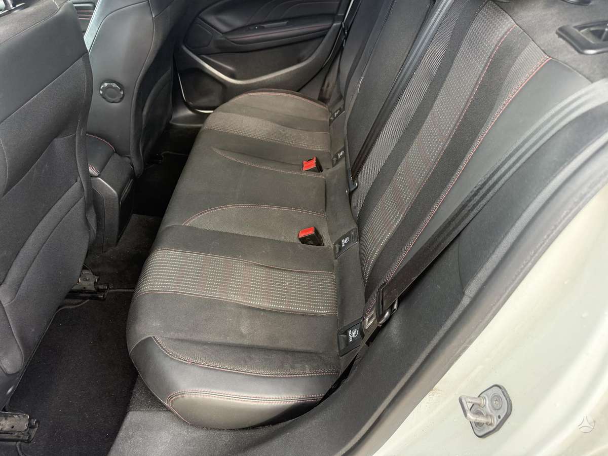 Peugeot 308, 1.2 l., Хэтчбек