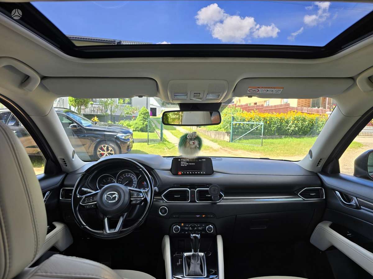 Mazda CX-5, 2.2 l., off-road / crossover