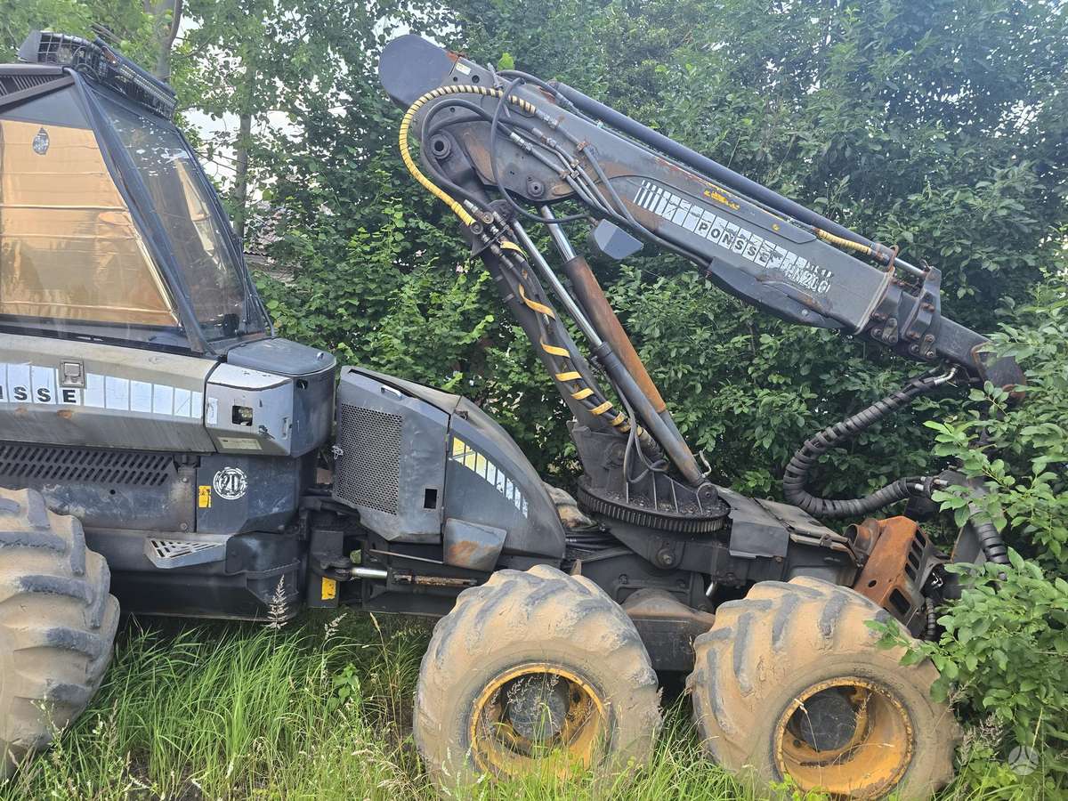 Ponsse Ergo, harvesters