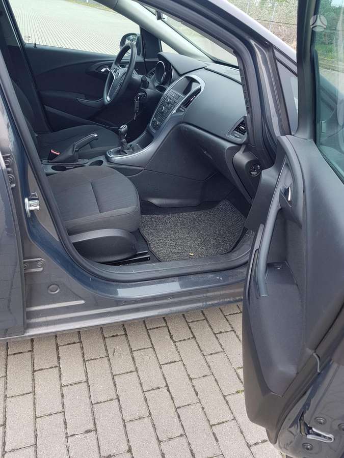 Opel Astra, 1.4 l., universalas