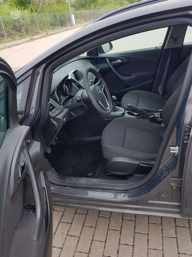 Opel Astra, 1.4 l., universalas