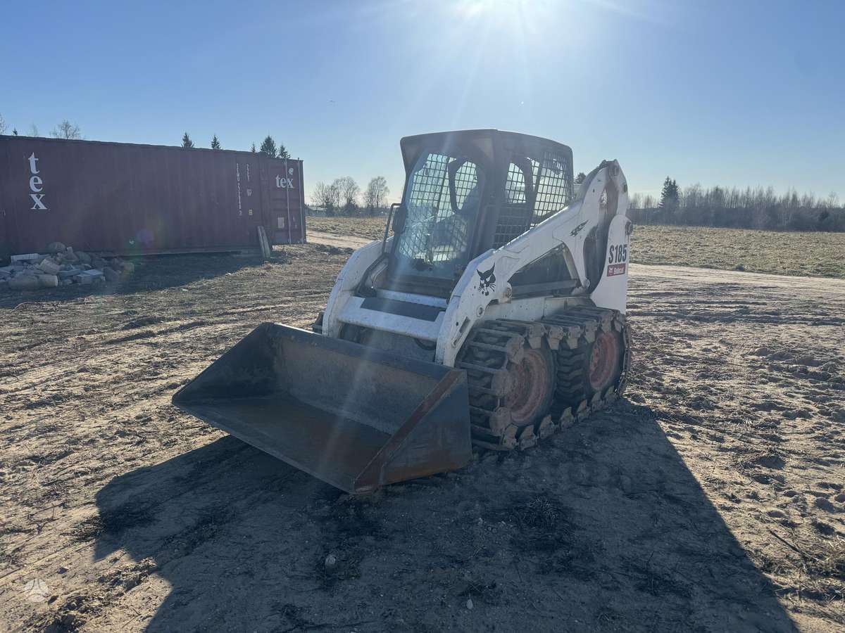 Bobcat S185, mini krautuvai