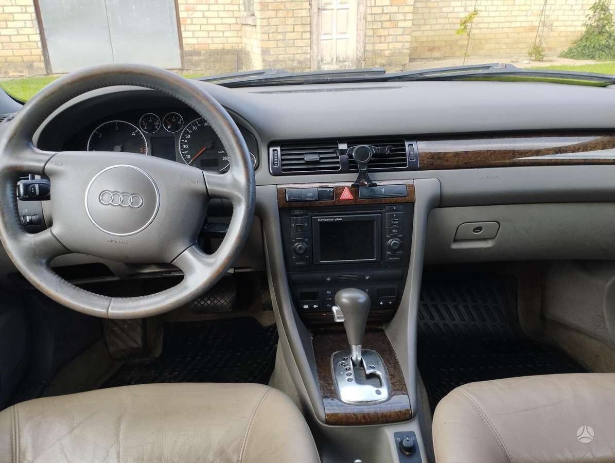 Audi A6, 2.5 l., sedanas