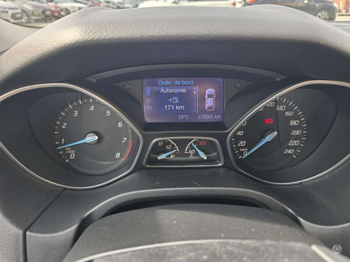 Ford Focus, 1.0 l., Хэтчбек