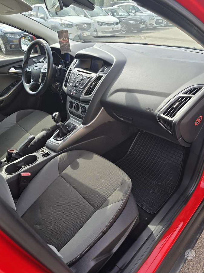 Ford Focus, 1.0 l., hatchback
