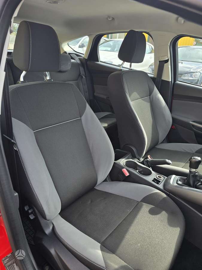 Ford Focus, 1.0 l., Хэтчбек