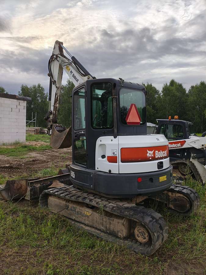 Bobcat E45, mini ekskavatoriai