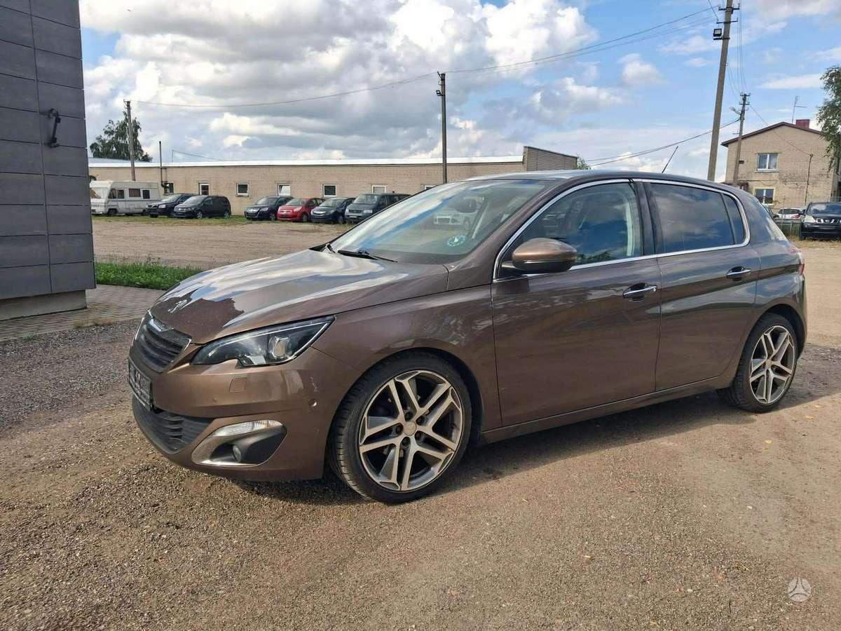 Peugeot 308, 1.6 l., hatchback