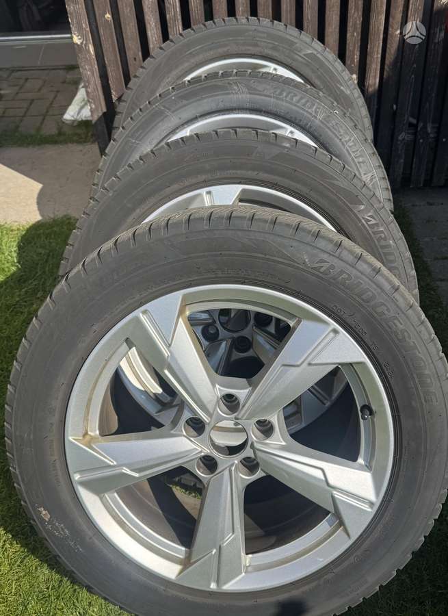 Audi A6,A7 C8 su padangomis, light alloy, R18