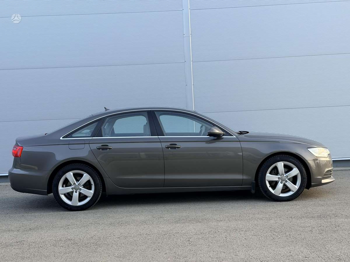 Audi A6, 2.0 l., sedanas