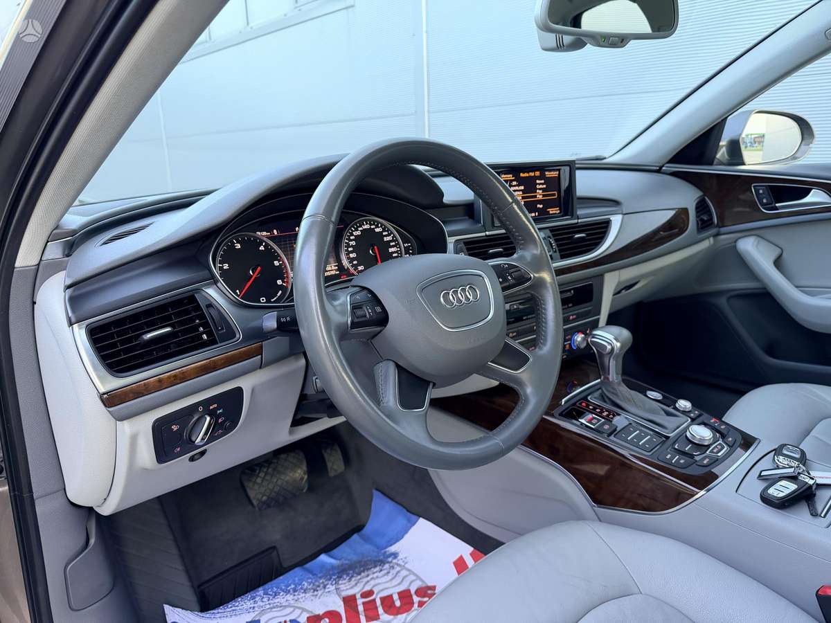 Audi A6, 2.0 l., Седан